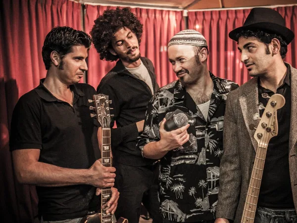 להקת פריצת דיסק - תמונת הרכב